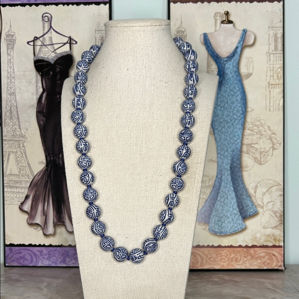Vintage Chinese porcelain necklace, blue and white 24 inches filigree clasp